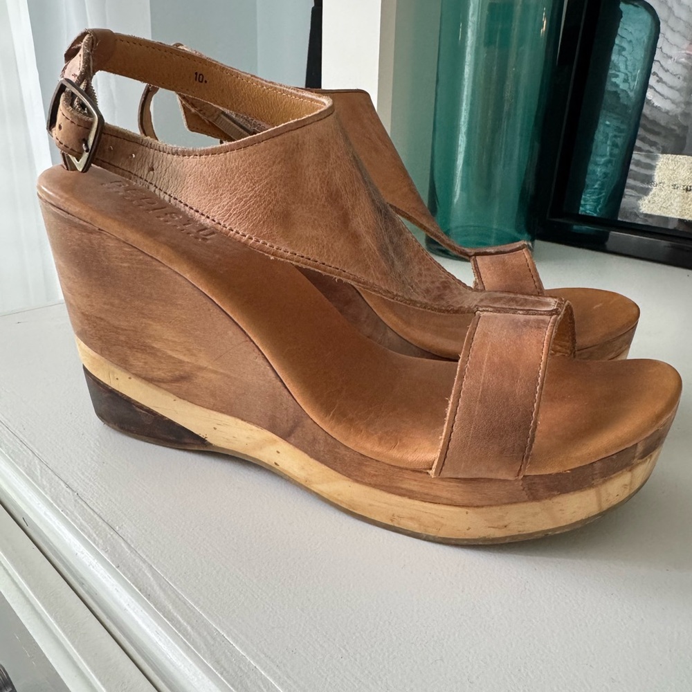 Bed Stu Brown Leather Wedge Sandals